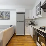 Central And Modernly Furnished Flat In Sisli